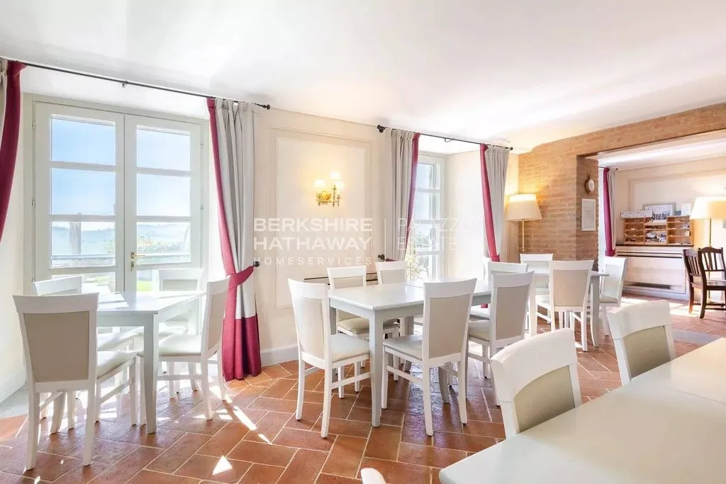 Salle à manger - Luxury Villa with Pool in Agliano Terme