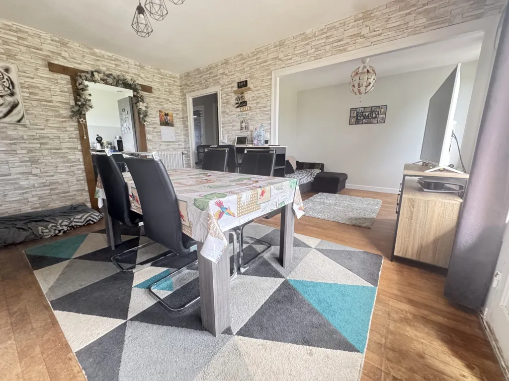 Sala da pranzo - Individual House with Garden in Reugny
