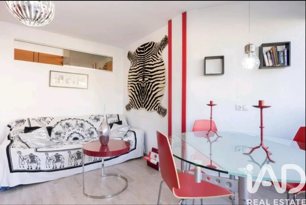 Elutuba - First-Line Beach Apartment with Pool in Ur Algaida