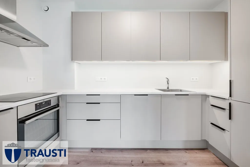 Cuisine - Modern Apartment with Balcony in Árbær