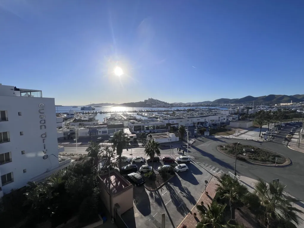 Balcon - Penthouse with Private Solarium on Seafront Promenade