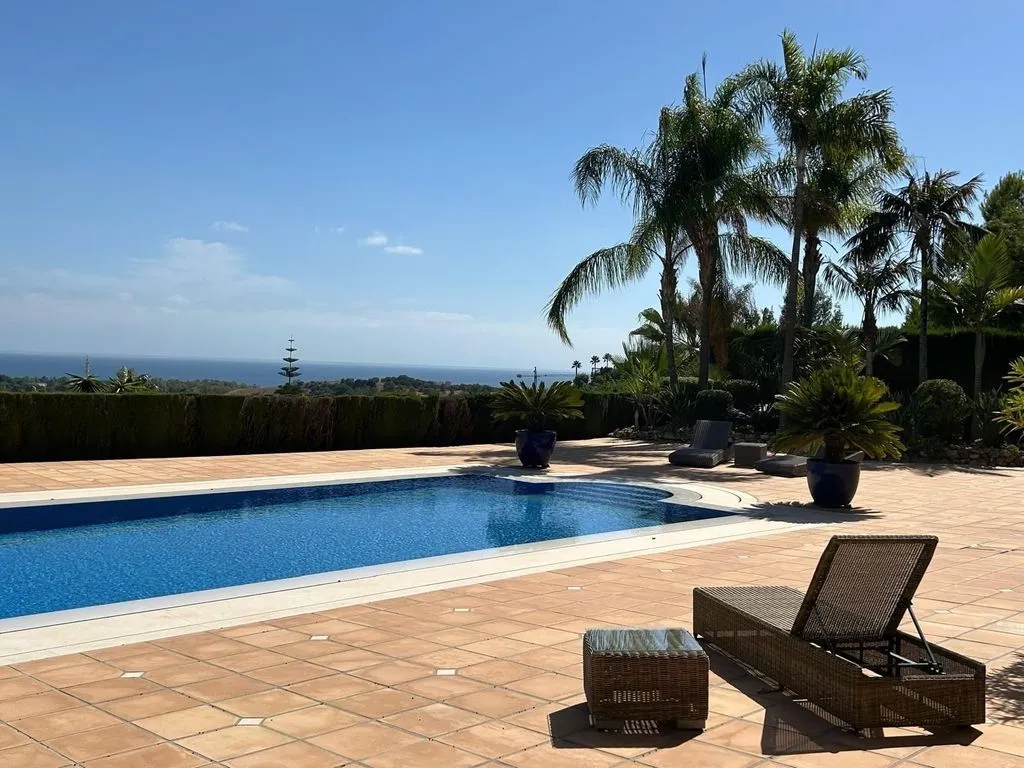 Piscine - Luxury Villa with Sea View in Benahavís