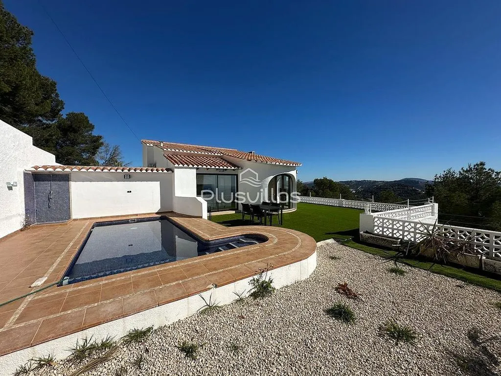 Piscine - Chalet with Pool and Terrace in Puerto Blanco