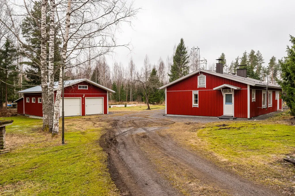 Extérieur - 1980s Cottage with River Access in Kellahti, Pori
