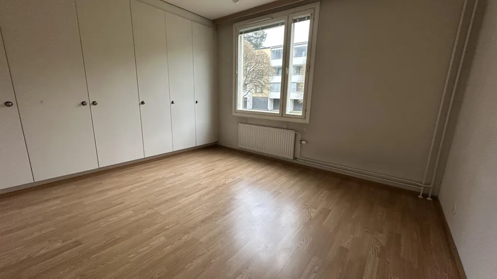 Toad - Spacious Flat with Balcony in Lahti
