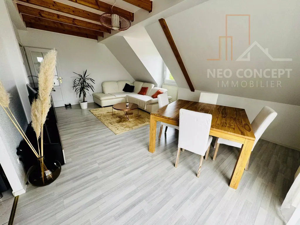 Sala da pranzo - Apartment with South-Facing Balcony in Soufflenheim