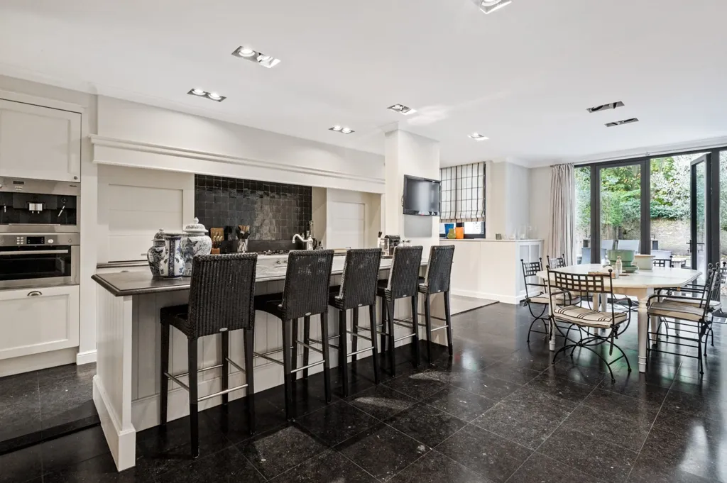 Cuisine - Herenhuis Neo-Lodewijk XVI avec Jardin à Antwerpen