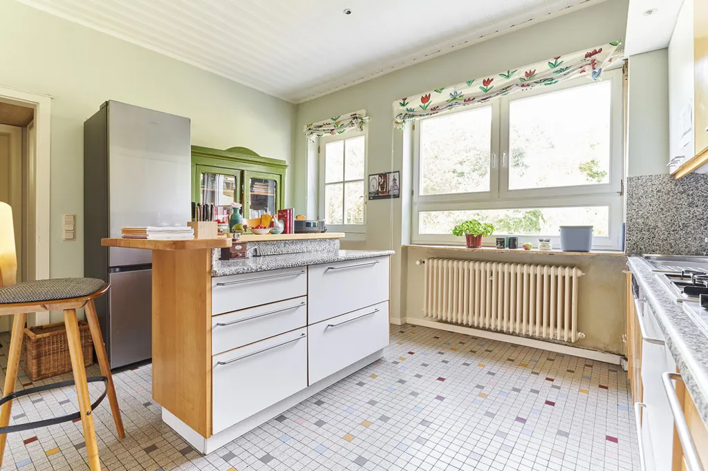 Cuisine - Maison Ancienne avec Jardin à Biwer