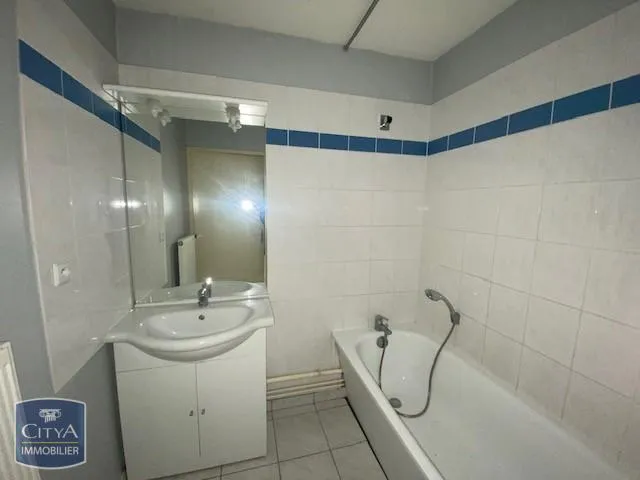 Vannitoad - Top-Floor Apartment with Balcony in Morsbach