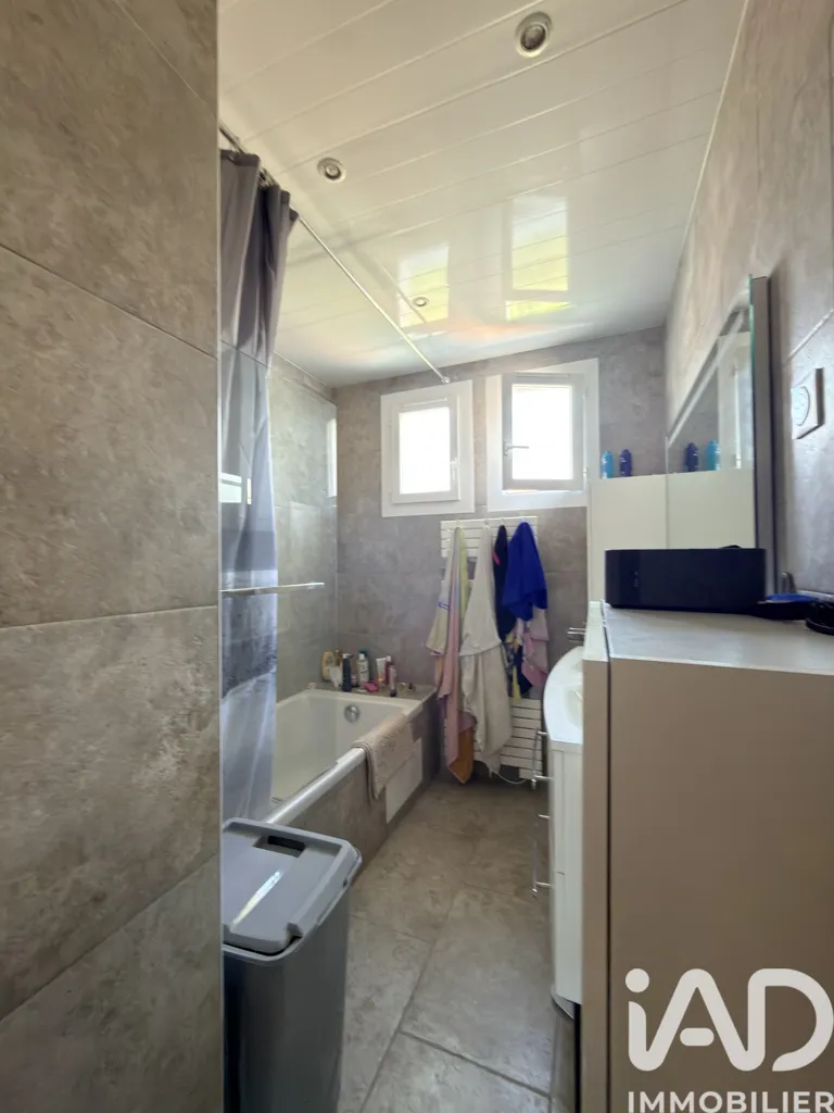 Bagni - Renovated Maison with Terrace in Aubagne
