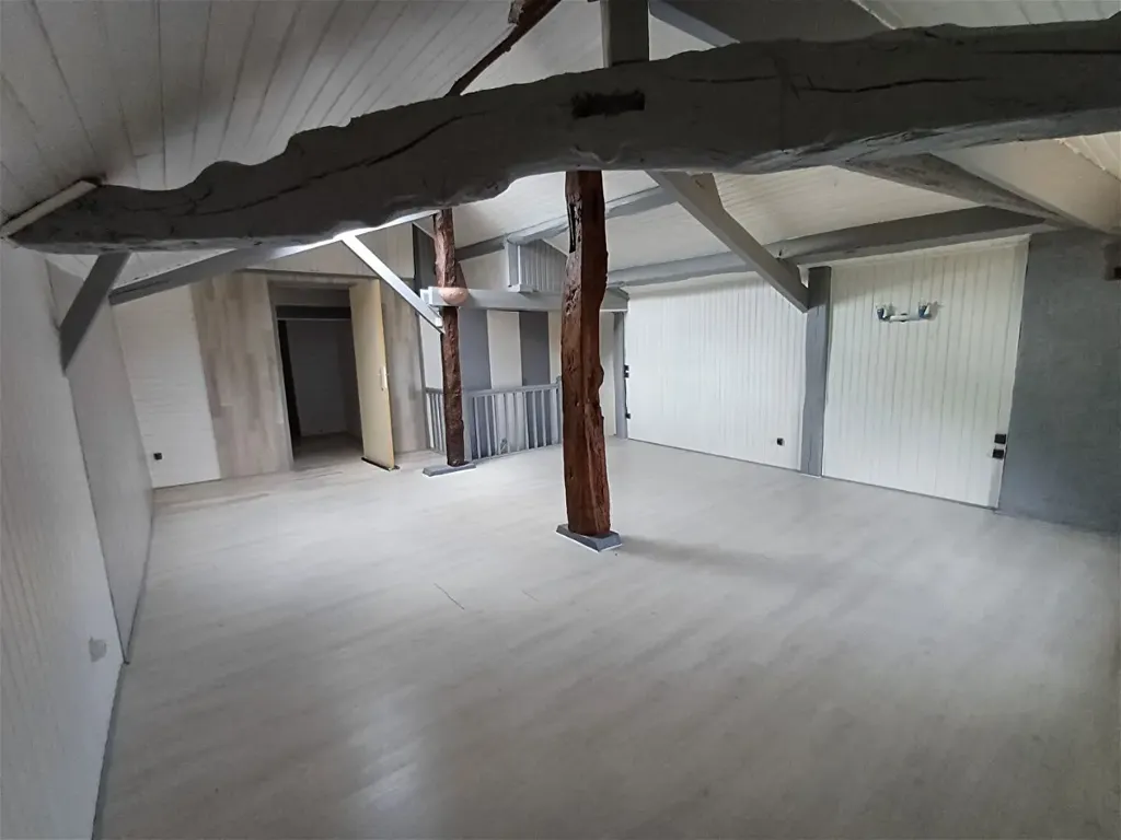 Pièces - Maison de Caractère avec Dépendance à Mauvezin