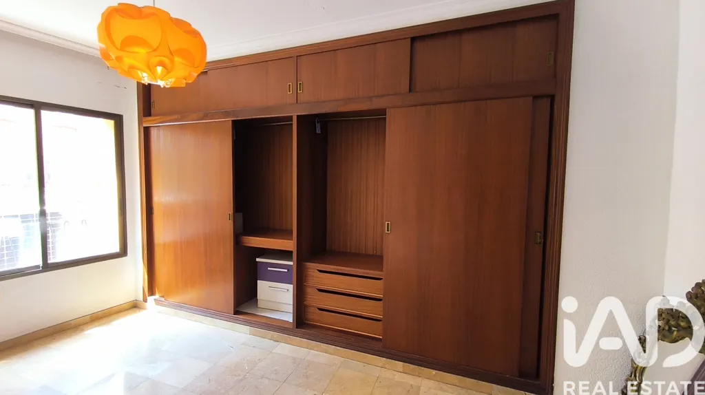 Rooms - Apartment with Central Location in Alicante