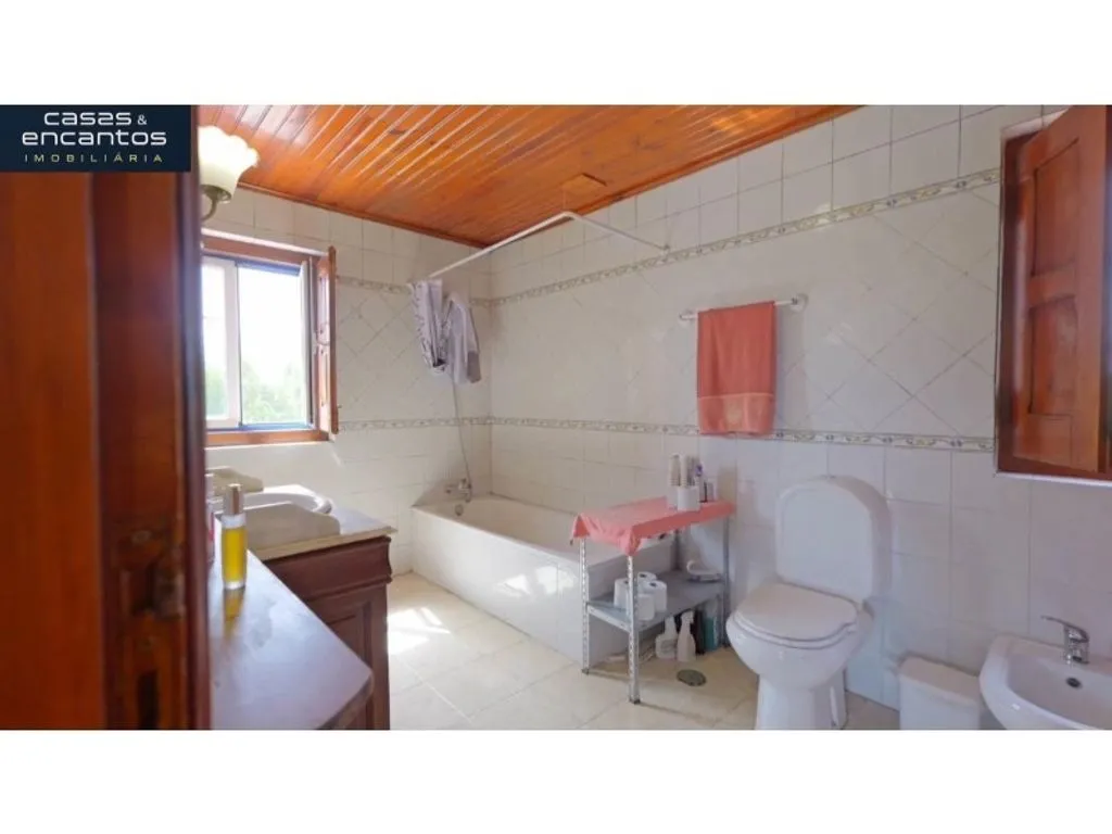 Vannitoad - Manor-Style Villa with Pool in Caldas da Rainha