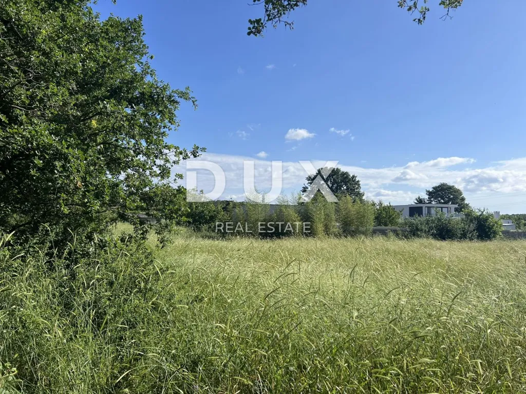 Giardino - Agricultural Land with Urbanisation Request in Pula