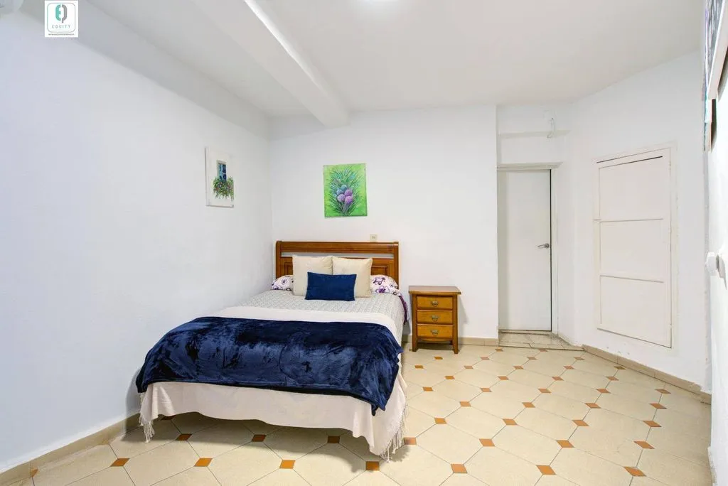 Magamistoad - 9-Room House with Multiple Units in Granada