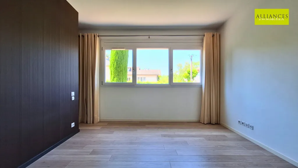 Rooms - Luxury Apartment with Terrace in Pfastatt