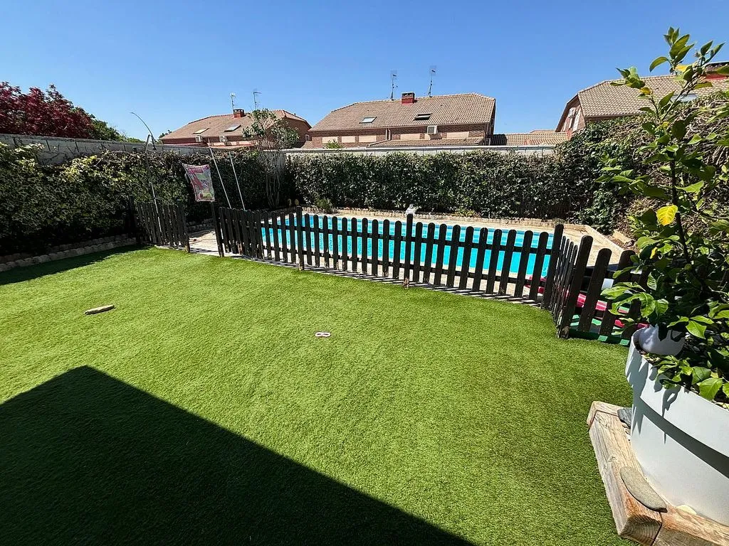 Piscine - Pared Chalet with Pool in Belvalle