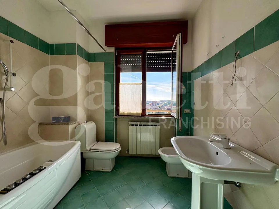 Vannitoad - Apartment with City View in Cremona