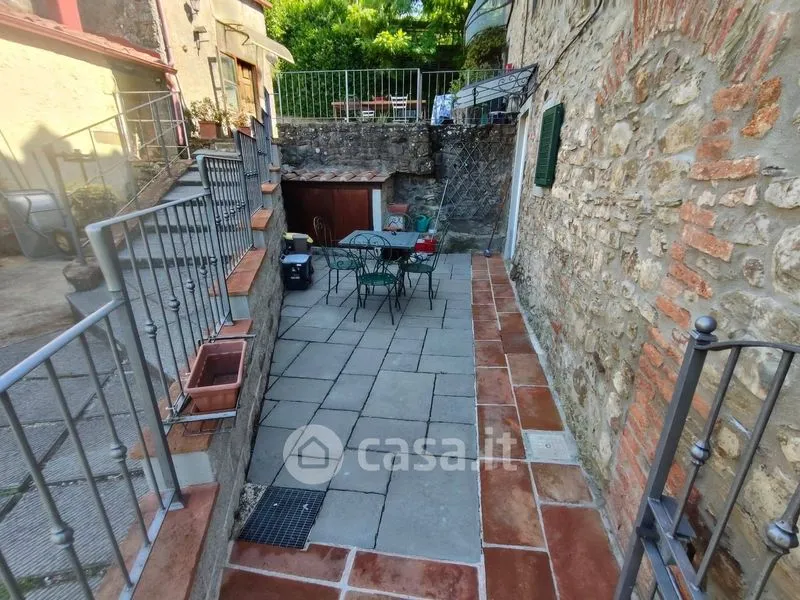 Jardin - Rustic Trilocale with Garden in Pistoia