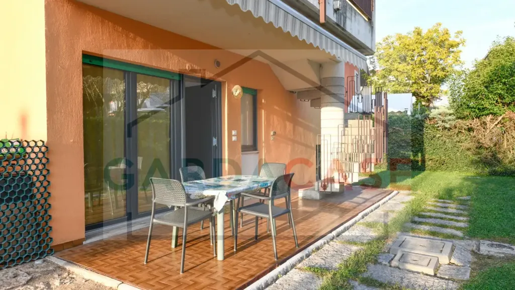 Terrass - Rustic Bilocale with Lake View in Sirmione