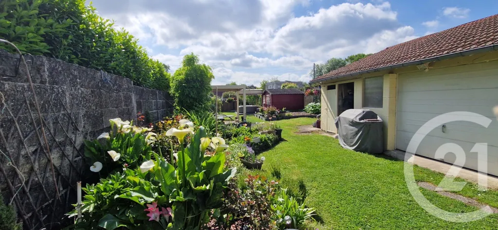 Jardin - Maison 5 pièces à Chambly