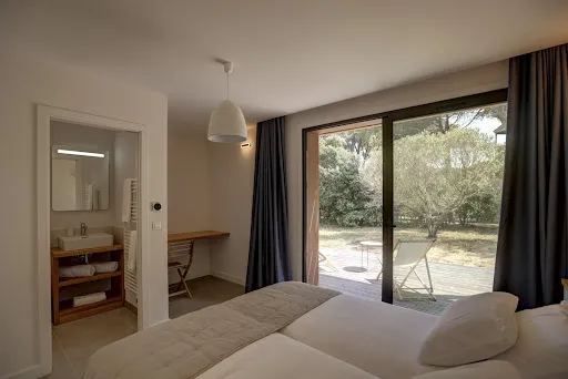 Bedrooms - Luxury Villa with Pool in Bonifacio