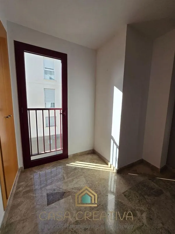 Rooms - Apartment with Balcony in Náquera
