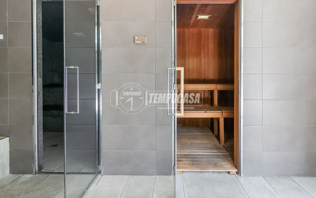 Pièces - Luxury Triplex with Panoramic Views in Milan
