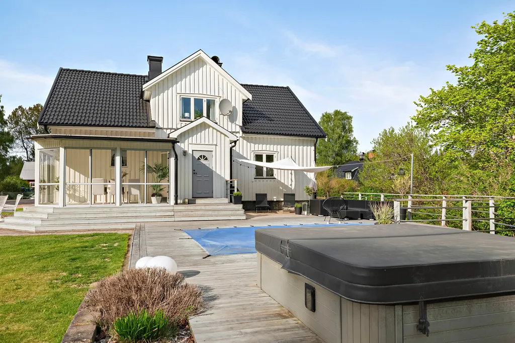 Terrasse - Charming 1½-Storey Villa with Pool in Långhult