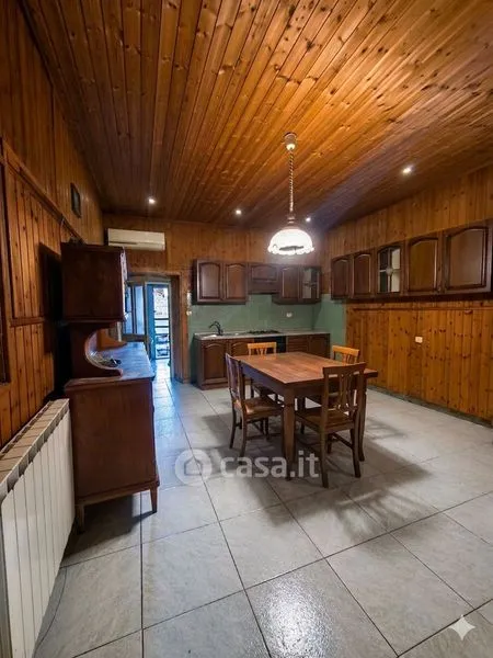 Salle à manger - Three-Bedroom Property with Terrace in Silanus