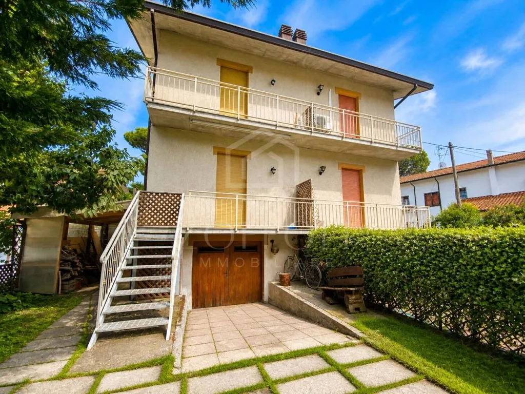 Välivaade - Bifamiliar Villa with Garden in Cervia