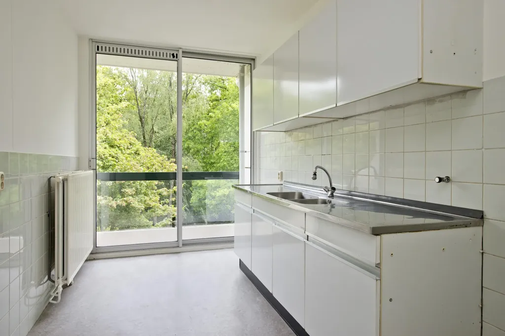 Köök - 4-Bedroom Apartment with Balcony in Doorwerth