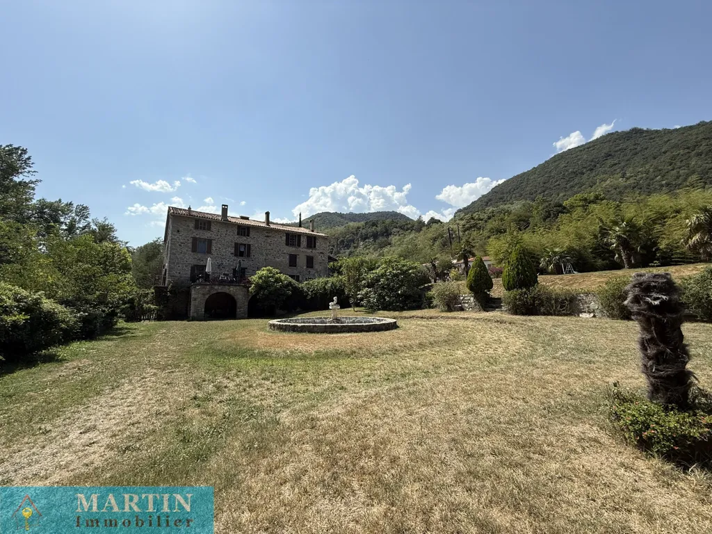 Giardino - Mas with River Access in Peaceful Hamlet
