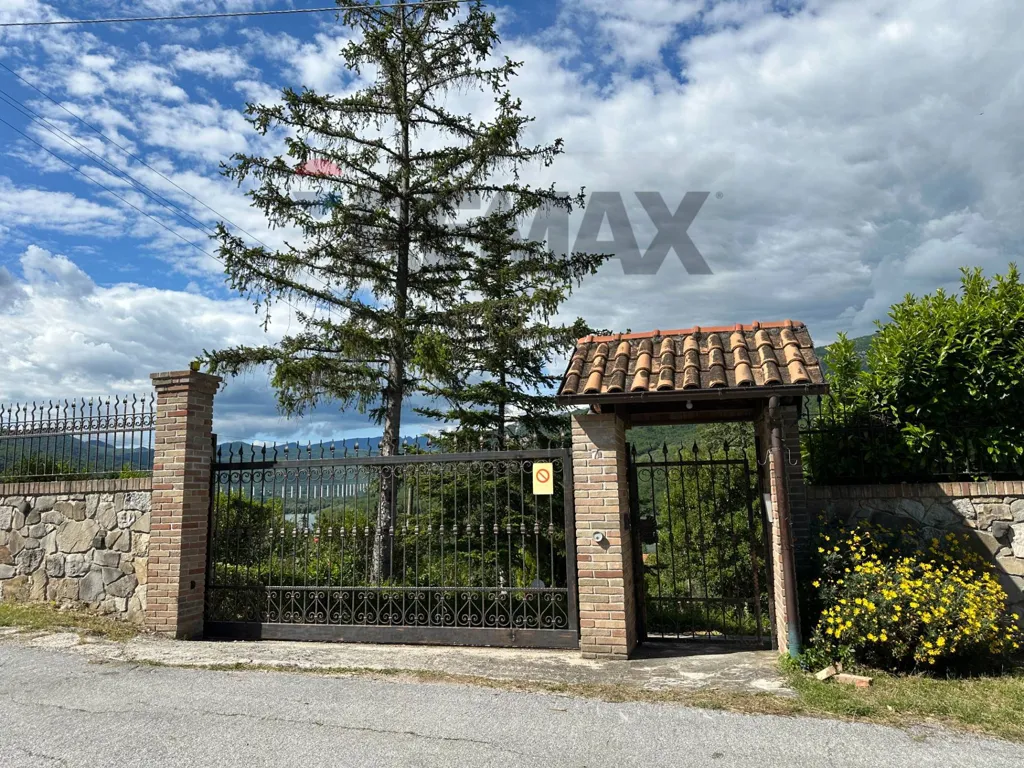 Välivaade - Lakefront Apartment with Terraces in Colledimezzo