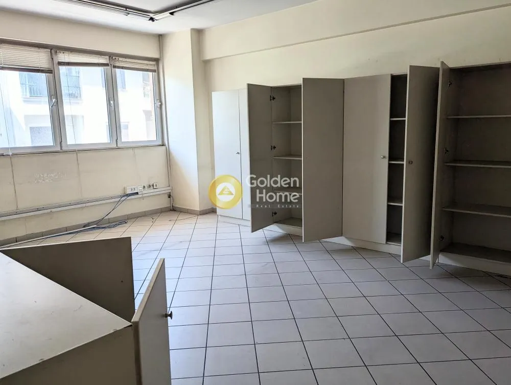 Rooms - Corner Office Building with Terrace in Plaka Square