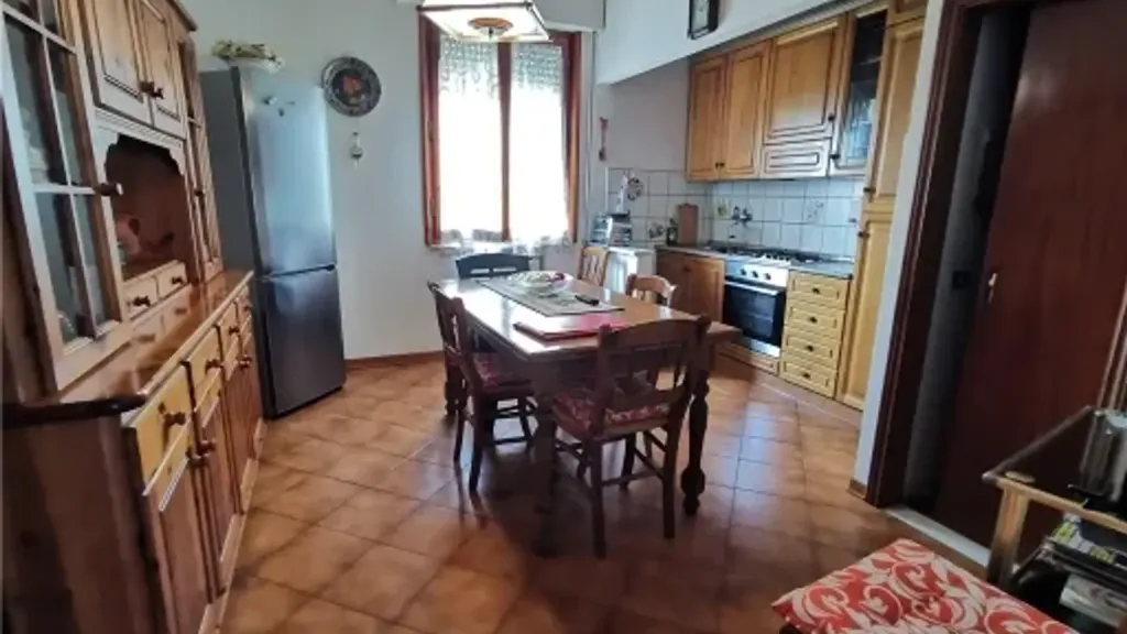 Salle à manger - Triplex Villa with Garden in Montespertoli