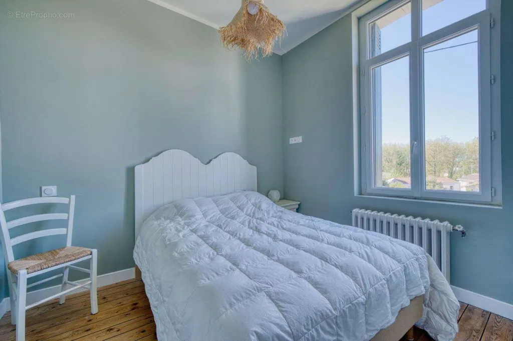 Chambres - Maison Ancienne avec Piscine à Royan