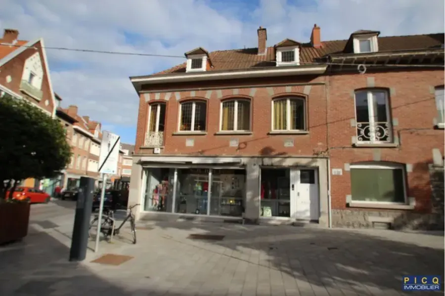 Extérieur - Local Commercial à Tournai
