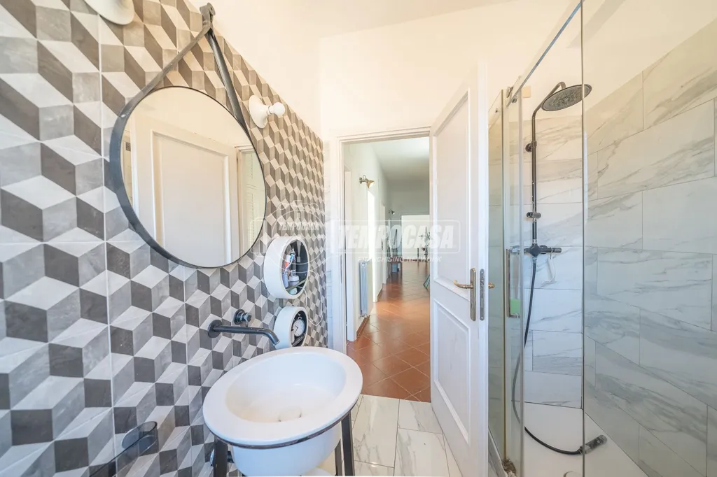 Salles de bain - Rustic-Style Flat with Sea View in Ladispoli