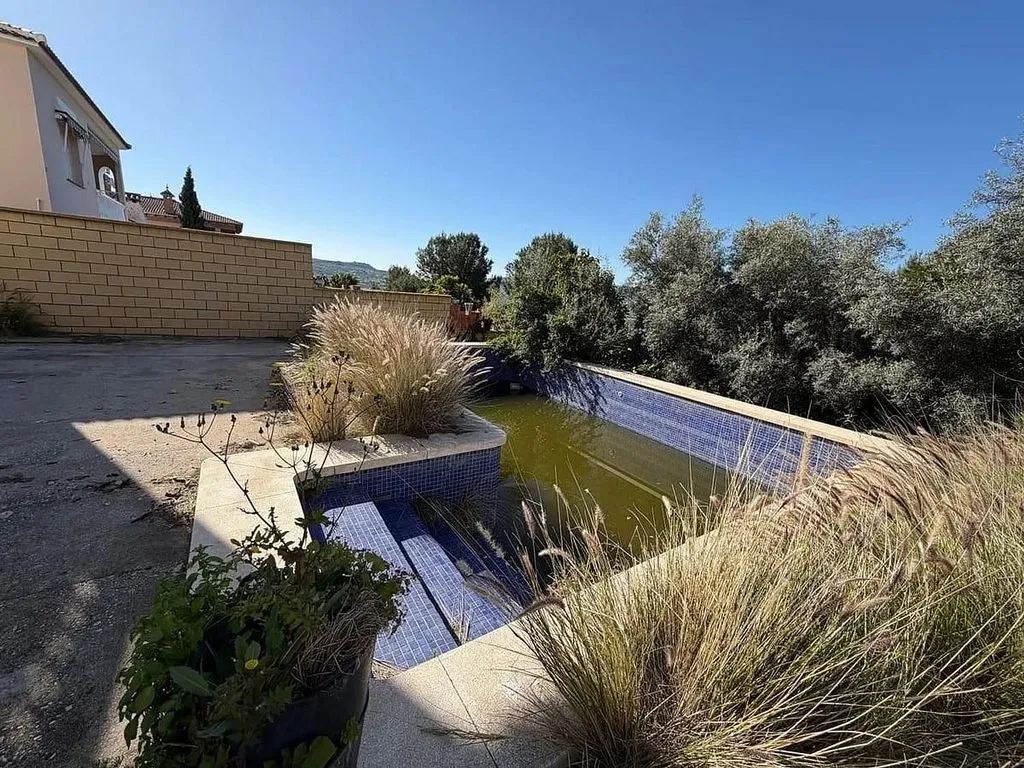Piscine - Chalet with Pool in Alcaucín