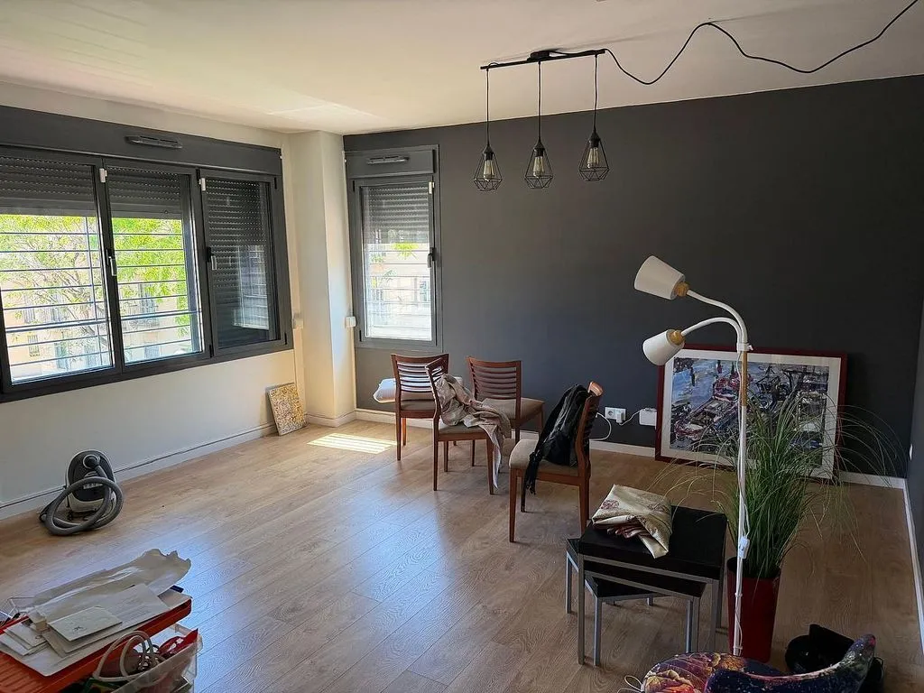 Séjour - Modern Flat with Air Conditioning in Badalona Centre