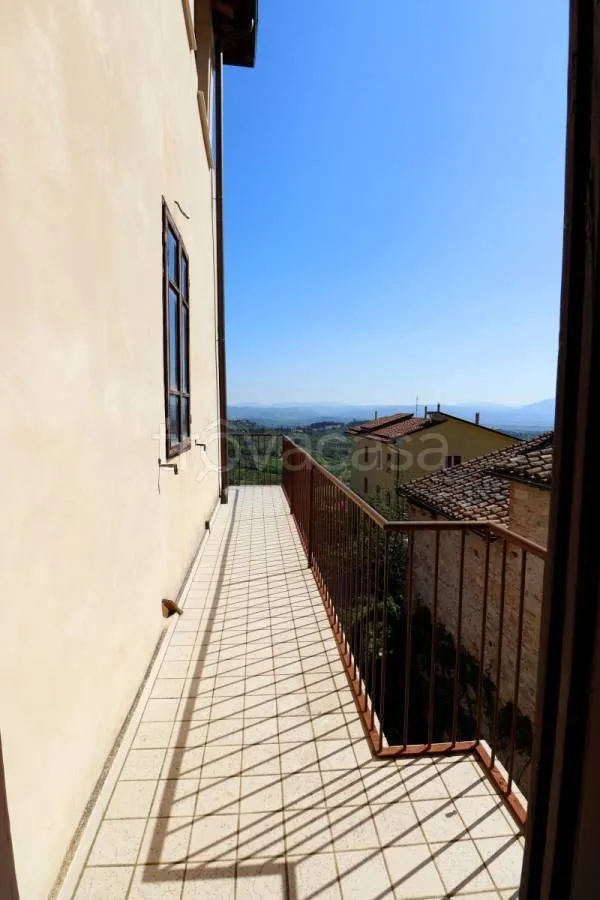 Balcon - Panoramic Apartment in Historic Building, Perugia