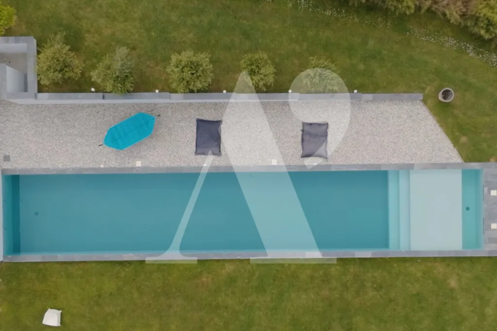 Vista aerea - Modernist Villa with Sculptural Architecture in Hasparren