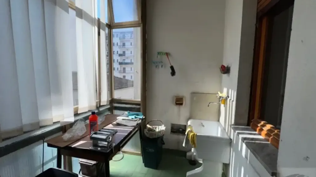Salles de bain - Spacious Apartment with Dual Entrance in Rende