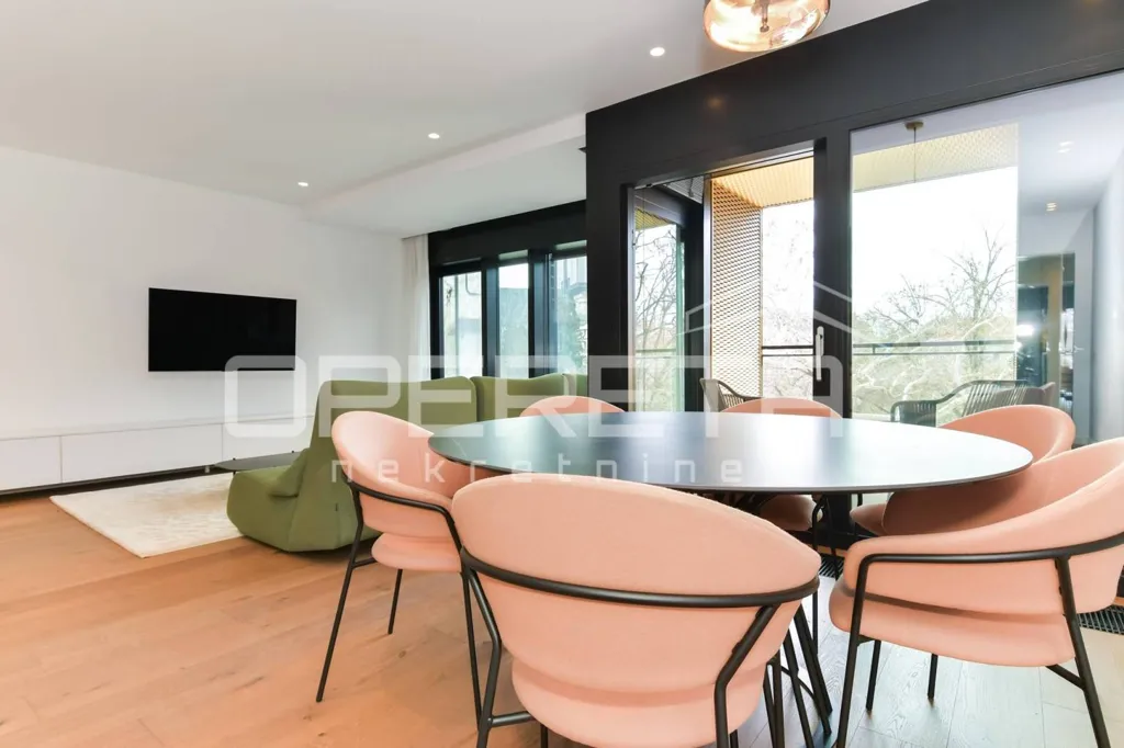 Salle à manger - Luxury Apartment with Cathedral View in Zagreb
