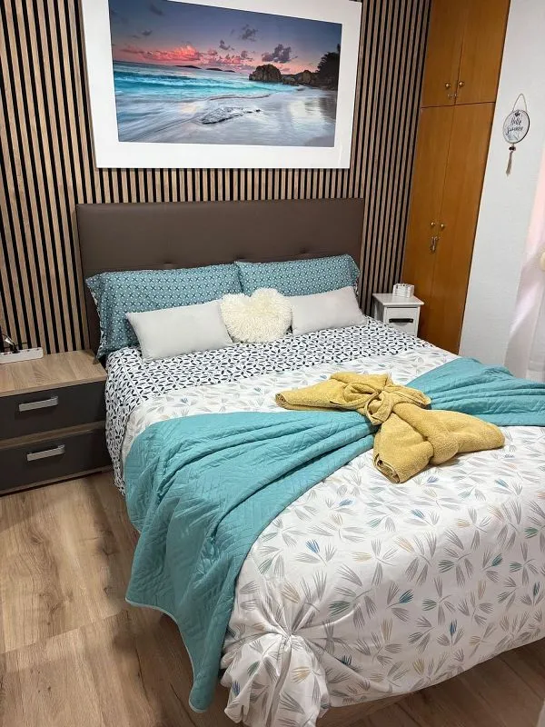 Chambres - Apartment with Sea View in Raval Roig