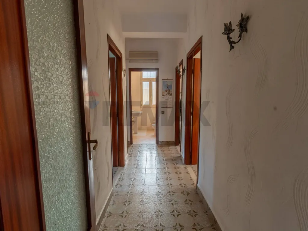 Entrée - Villa with Garden and Terrace in Carini