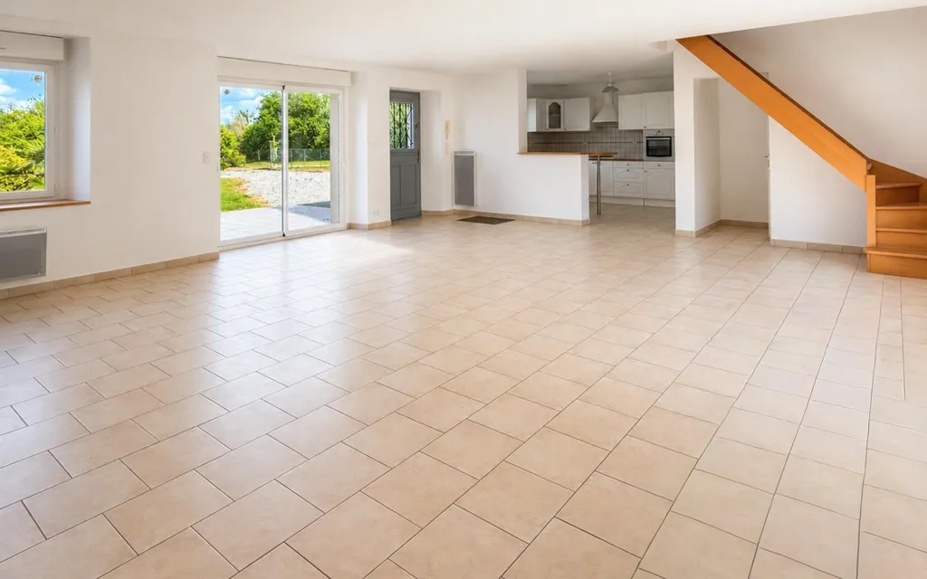 Séjour - Maison Rénovée avec Jardin à Changé