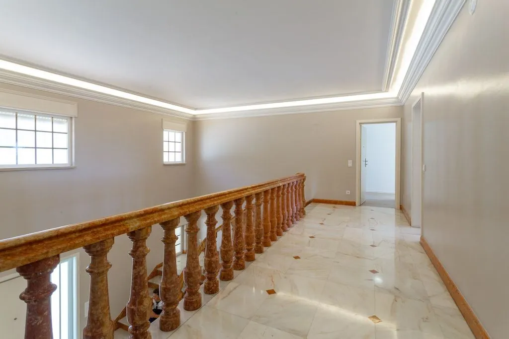 Rooms - Luxury Villa with Pool in Rio de Mouro