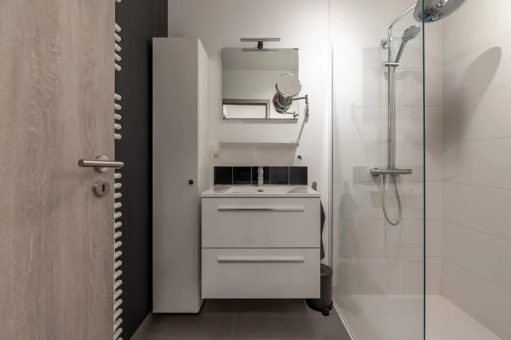 Salles de bain - Appartement avec Jardin et Terrasse à Arlon